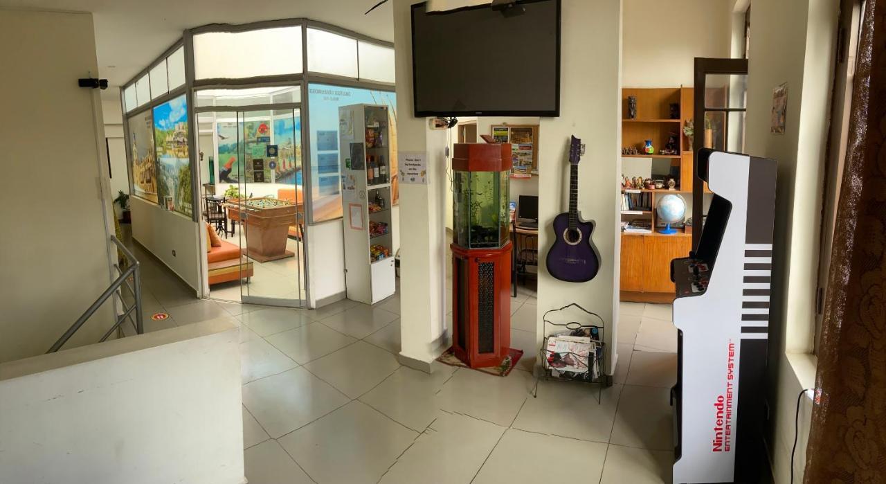 House Hostel *